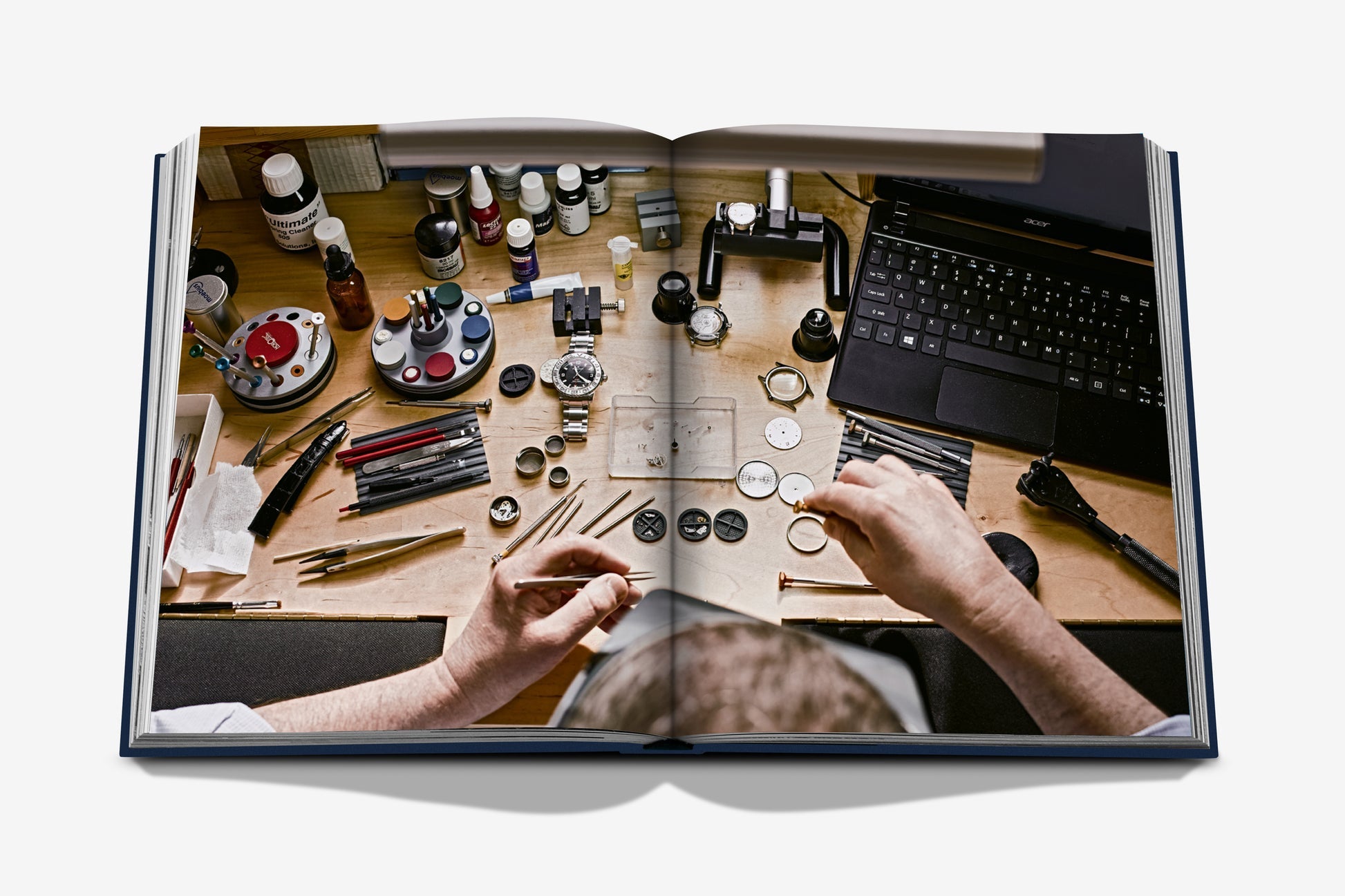Assouline |The Connoisseur’s Guide to Fine Timepieces: European Watch Company