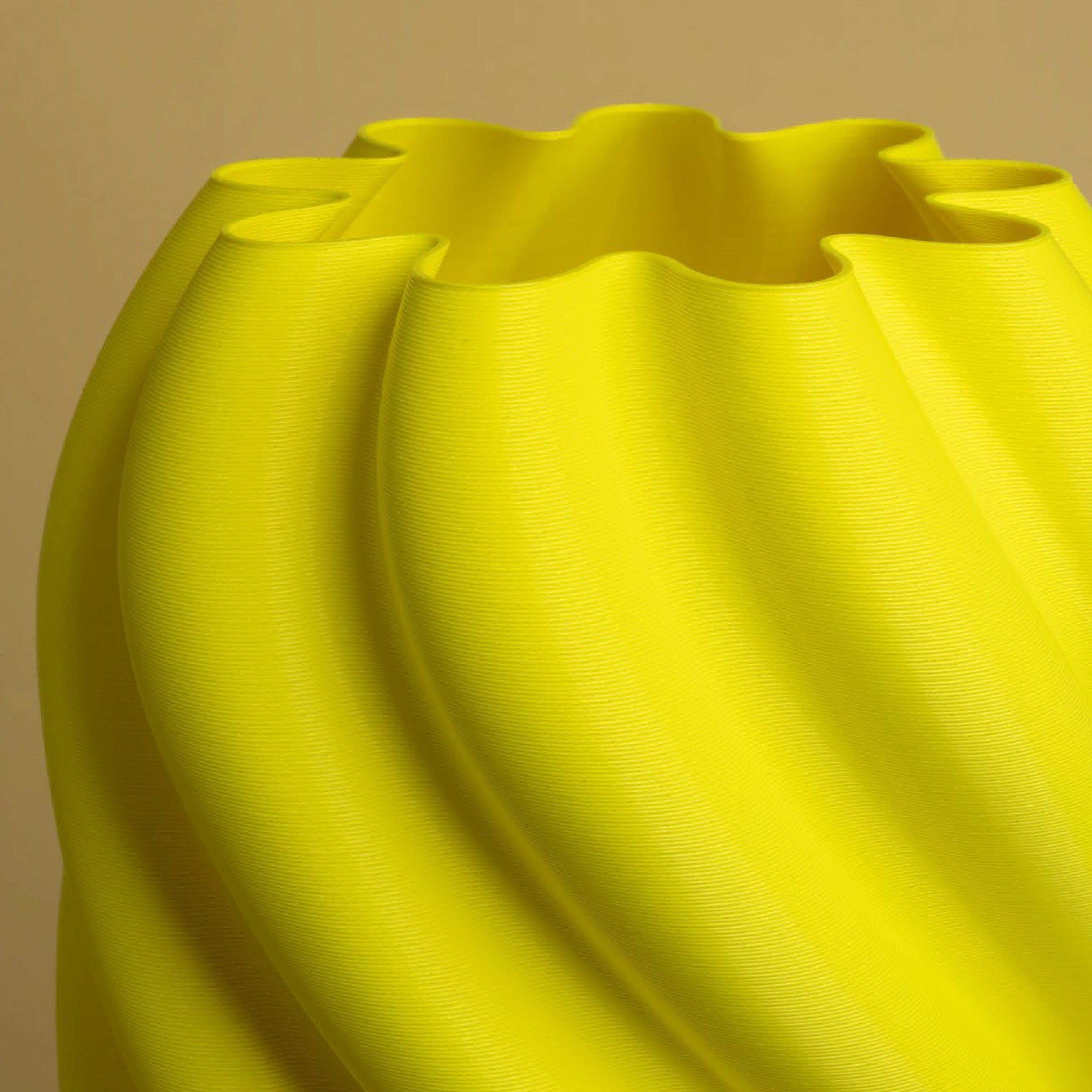 Mènia Vortice Vase Yellow