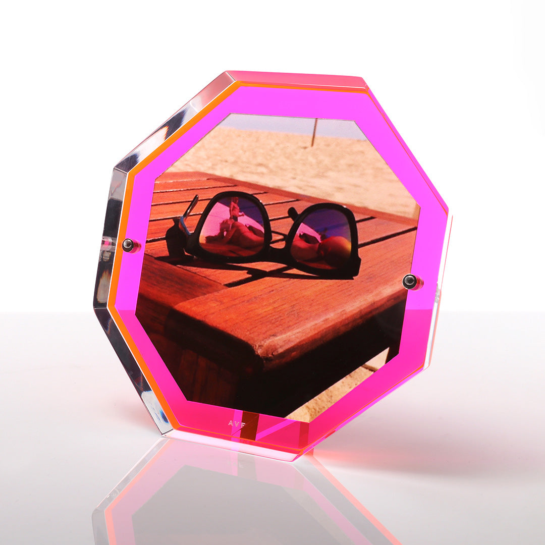 Bolt Snap Frame in Pink - 5