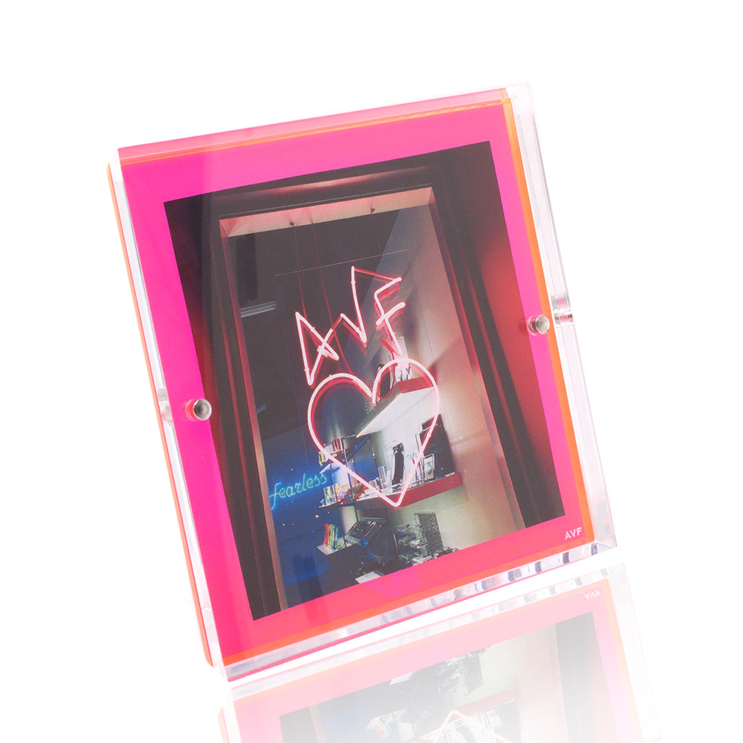 Snap Frame in Pink - 5" x 5"